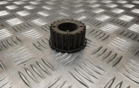 Renault Laguna II Crankshaft gear 108330 100776