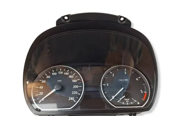 BMW 1 E81 E87 Speedometer (instrument cluster) 6947136 102495013