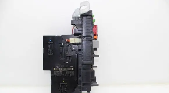 Mercedes-Benz C W204 SAM control unit A2049060105 A2049019602