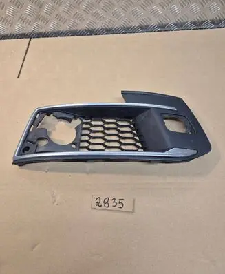 Audi Q7 4M Front bumper lower grill 4M0807682R