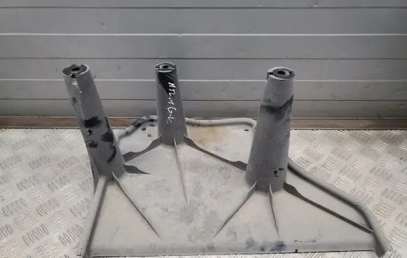 Volkswagen Atlas Rear underbody cover/under tray 3QF825189A