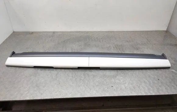 Tesla Model 3 Panel trim 109122500F 19361183744 0220199837A4
