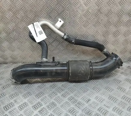 KIA Sportage Air intake hose/pipe 28130P0400
