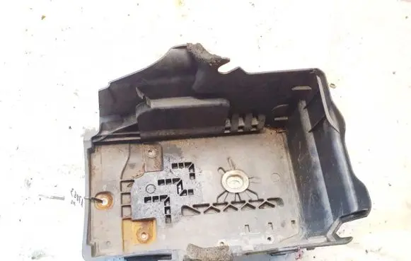 Land Rover Freelander 2 - LR2 Battery box tray 6g9n10757ae 6g9n-10757-ae