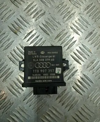 Volkswagen Golf V Light module LCM 1T0907357 5LA00837960