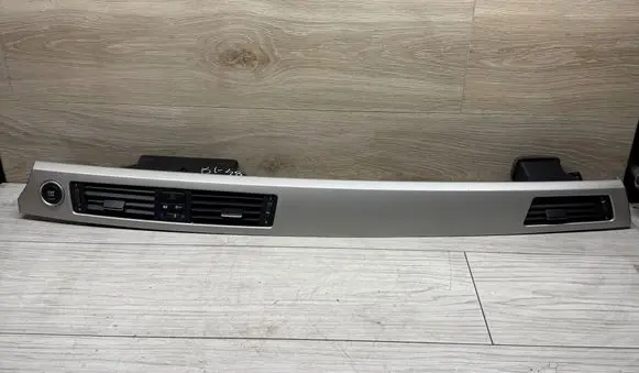 BMW 3 E90 E91 Dash center air vent grill 52850610