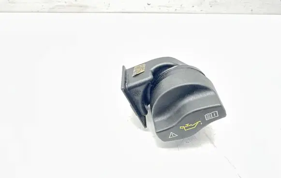 Mercedes-Benz Sprinter W906 Oil filler cap 0112776A