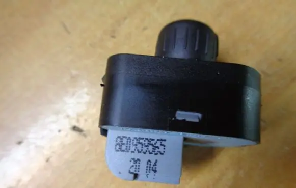 Audi A4 S4 B6 8E 8H Wing mirror switch 8E0959565