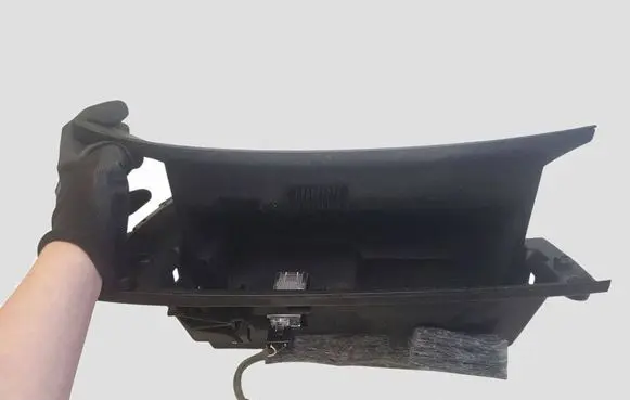 Opel Zafira C Glove box 1130242X