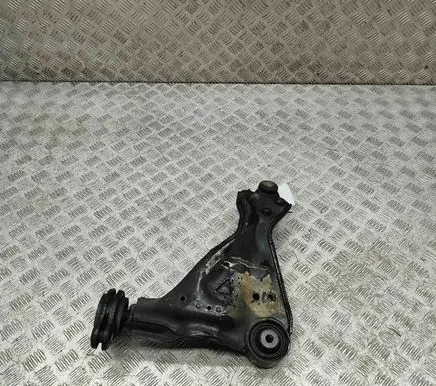 Mercedes-Benz Vito Viano W447 Front lower control arm/wishbone A4473301407
