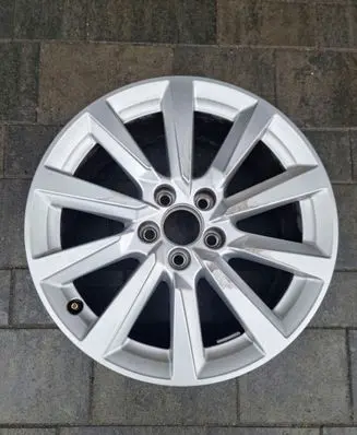 Audi Q2 - R18 alloy rim 