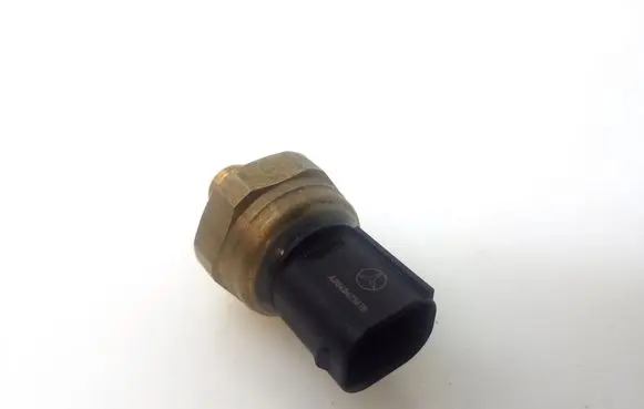 Mercedes-Benz A W176 Sensor A0045421618