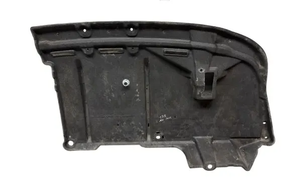 Toyota Avensis T270 Rear underbody cover/under tray 5839905020