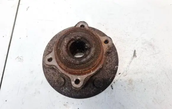 Dodge Journey Front wheel hub