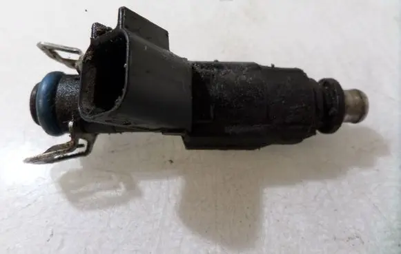 Ford Focus Fuel injector 028016154