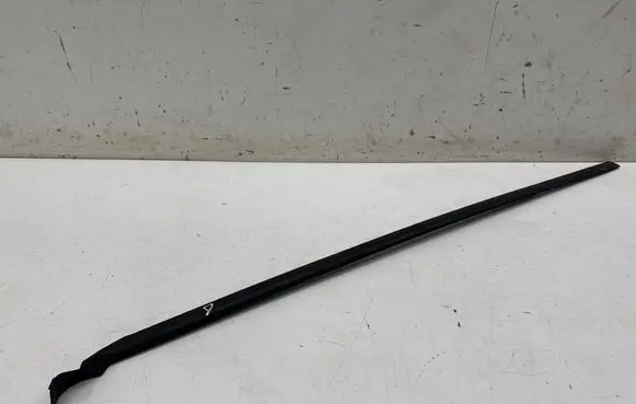 Seat Arona Windshield trim 6F9854328