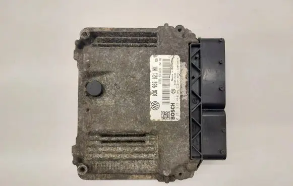 Volkswagen PASSAT B6 Engine control unit/module 03G906021NK 1039S17241 0281013440