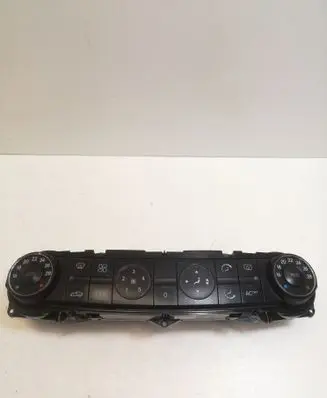 Mercedes-Benz E W211 Climate control unit 2118300190