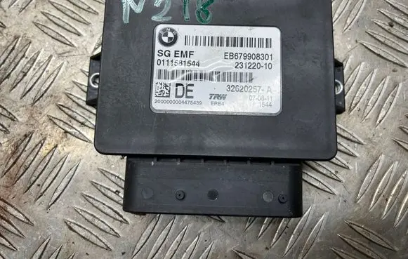 BMW 5 F10 F11 Hand brake control module 6799083 32620257A 0111581544