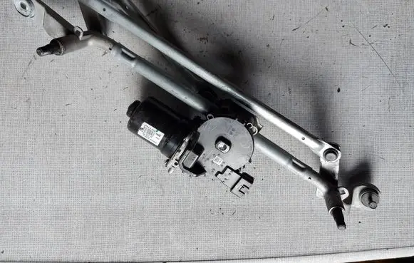 Nissan Juke II F16 Wiper motor W158616