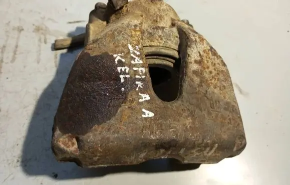 Opel Zafira A Front brake caliper