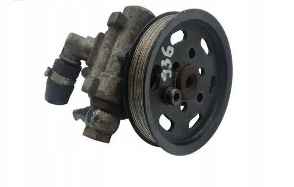 Audi A4 S4 B6 8E 8H Power steering pump 8D0145156T