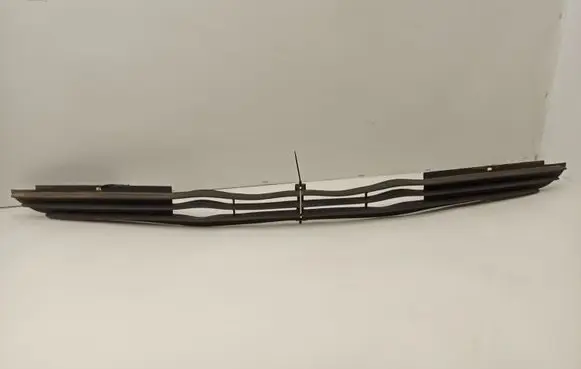 Mercedes-Benz COMPAKT W115 Front bumper lower grill
