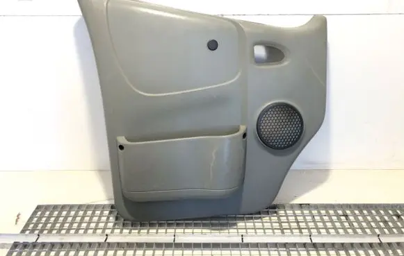 Opel Vivaro Front door card panel trim