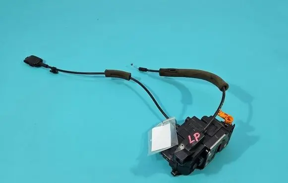 Renault Master III Front door lock 805030009R IMPRK1570025