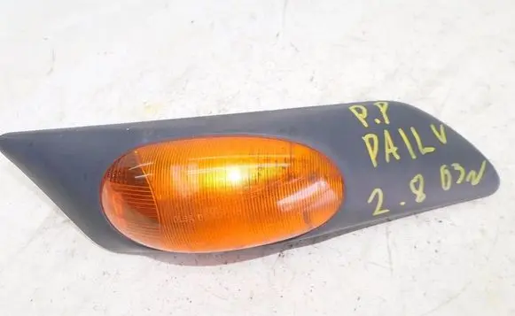 Iveco Daily 3rd gen Front indicator light 500322577 189556