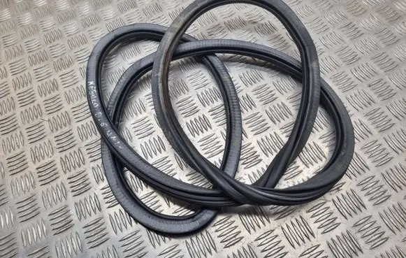 Audi A4 S4 B8 8K Rear door rubber seal (on body) 8K9833721E