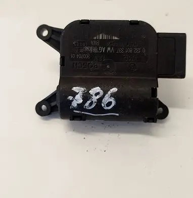Seat Leon (1P) Air flap motor/actuator 0132801337