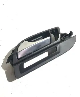 Audi Q7 4L Front door interior handle 4L0837019 PA6GF30 R0484704