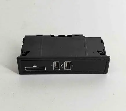 Mercedes-Benz GLC X253 C253 USB socket connector A2058200526