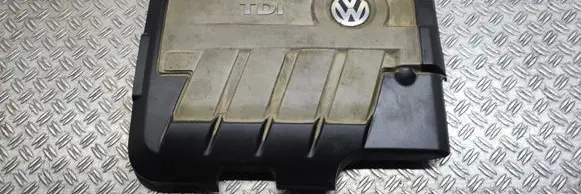 Volkswagen Tiguan Engine cover (trim) 03L03925