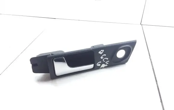 Audi A6 S6 C4 4A Rear door interior handle 4A0839019