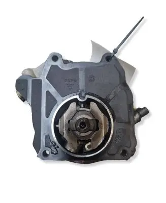 Opel Insignia A Vacuum pump 55205446 7202303008 10T236