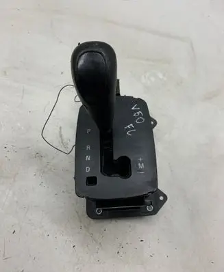 Volvo V50 Gear selector 001153030 30759922