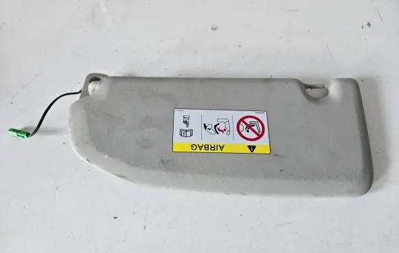 Volvo XC60 Sun visor