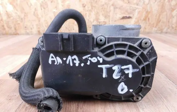 Toyota Auris 150 Throttle valve 220300T050