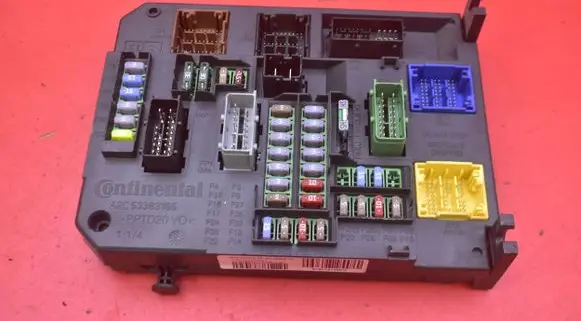 Peugeot 508 RXH Fuse box set 9664992380
