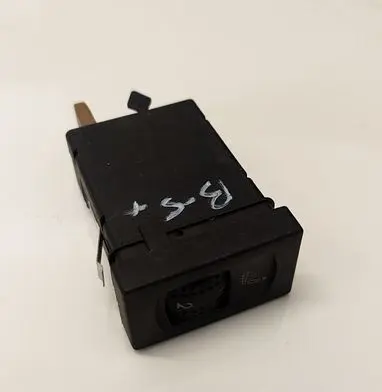 Volkswagen PASSAT B5 Seat heating switch 3B0963564C