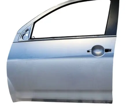 Citroen C-Crosser Front door