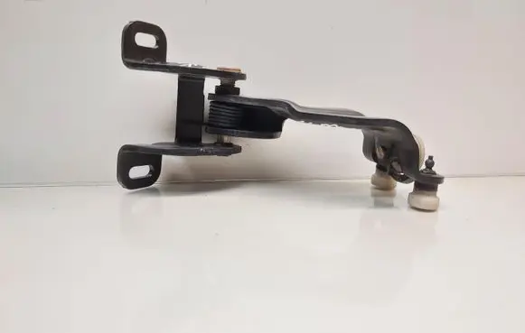 Seat Alhambra (Mk2) Sliding door middle roller runner 7N0843336H