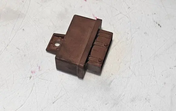 Fiat Scudo Fuel pump relay 240109