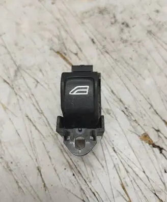 Volvo V70 Electric window control switch 30773273 03453410 90363081430282