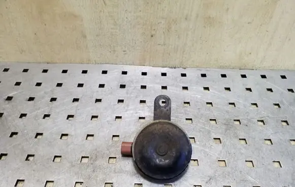 Honda CR-V Horn signal E130514