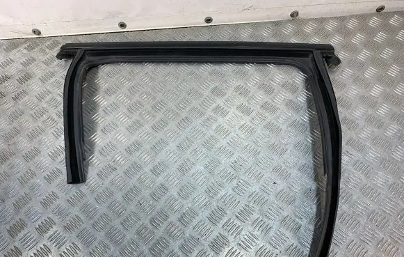 Jeep Compass Rubber seal rear door window/glass 