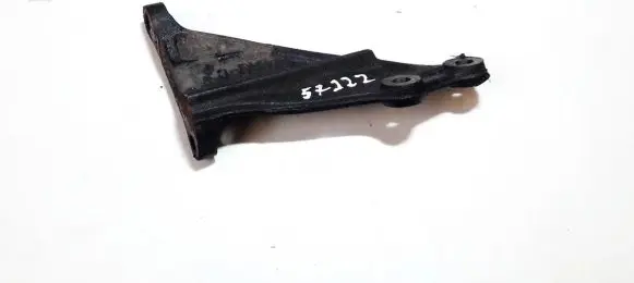 Lexus IS 200-300 Engine mounting bracket