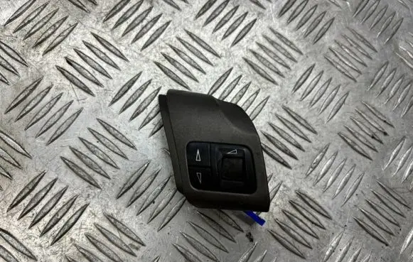 Opel Vectra C Multifunctional control switch/knob 305203720057 88119804 250120051019